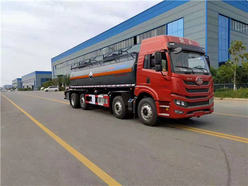 解放8*2腐蝕性物品罐式運(yùn)輸車(chē)圖片參數(shù)                                             