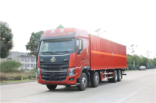 柳汽國六8×4危險(xiǎn)品廂式車可出危險(xiǎn)品類別  2類氣體、3類液體、7類放射性（全國獨(dú)有）、8類腐蝕性、9類雜項(xiàng)、另有2類倉欄式公告正在申報(bào)中