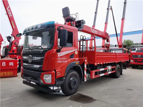 國六東風華神DV5隨車吊，6.1米8噸5節(jié)直臂吊