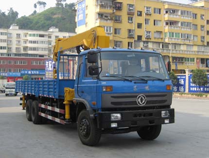 8噸隨車吊  隨車起重運(yùn)輸車