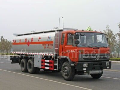 國四東風(fēng)后八化運(yùn)油車