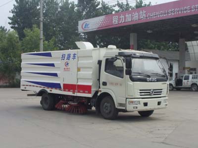 國(guó)四東風(fēng)多利卡掃路車