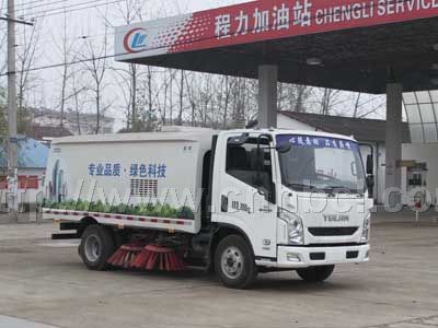 國(guó)四南京躍進(jìn)掃路車