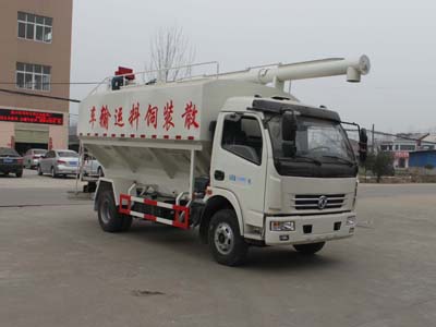 國(guó)五東風(fēng)多利卡散裝飼料車