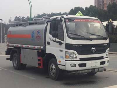 國(guó)五歐馬可6.3方加油車(chē) 
