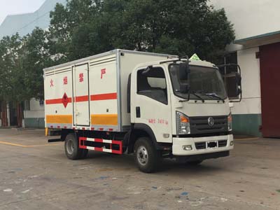 國(guó)五東風(fēng)易燃?xì)怏w廂式運(yùn)輸車(chē) 